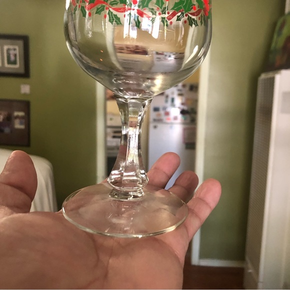 (4) Libbey holiday Xmas 🎄 glass wine/goblets - Picture 6 of 11